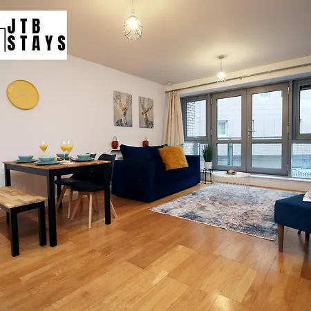 Spacious 1 Bedroom By Jtb Stays Short Lets & Serviced With Wifi Apartment Bristol
